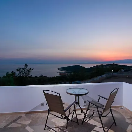 Mare Pedra Hotel *