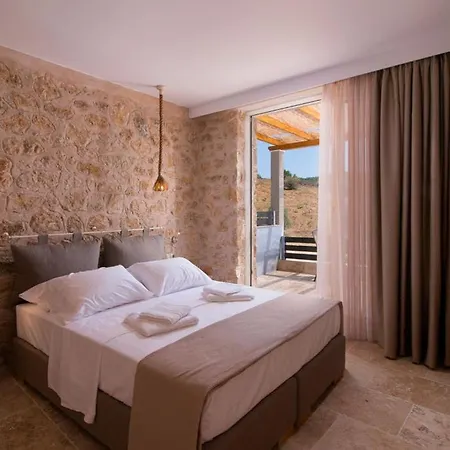 Mare Pedra Skala Marion