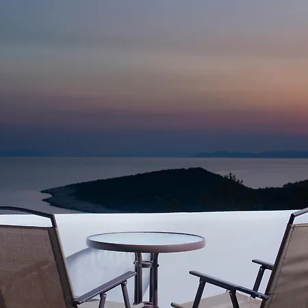 Mare Pedra Hotel
